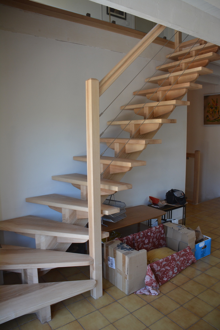 L'escalier vers le deuxième étage